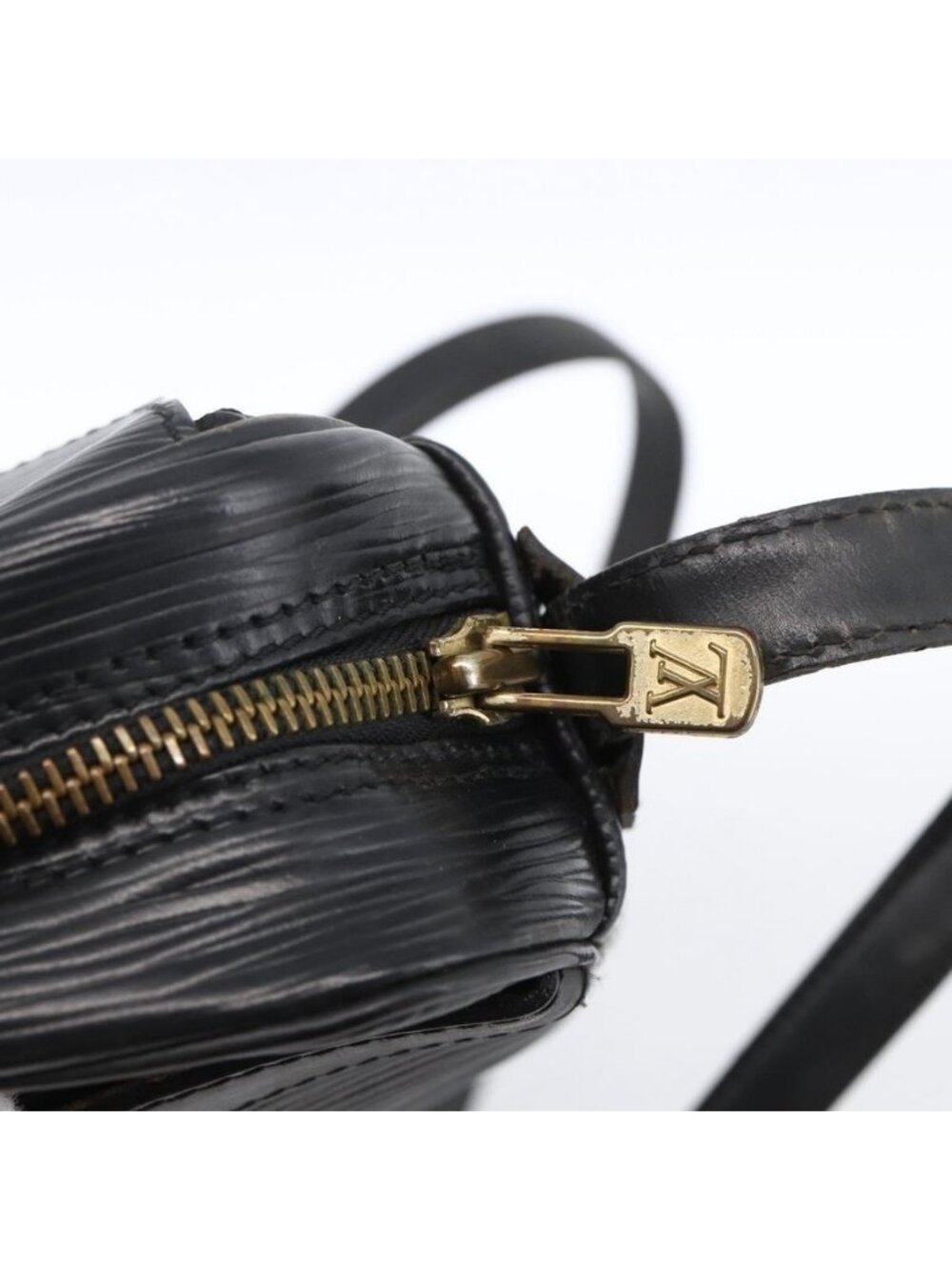 Authentic LOUIS VUITTON Epi Jeune Fille MM Shoulder Bag Black M52152 LV - Picture 16 of 16
